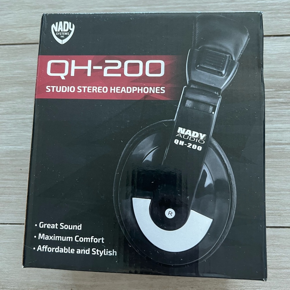 Nady Systems QH-200 Studio Stereo Headphones with 3.5mm condenser plug, NIB